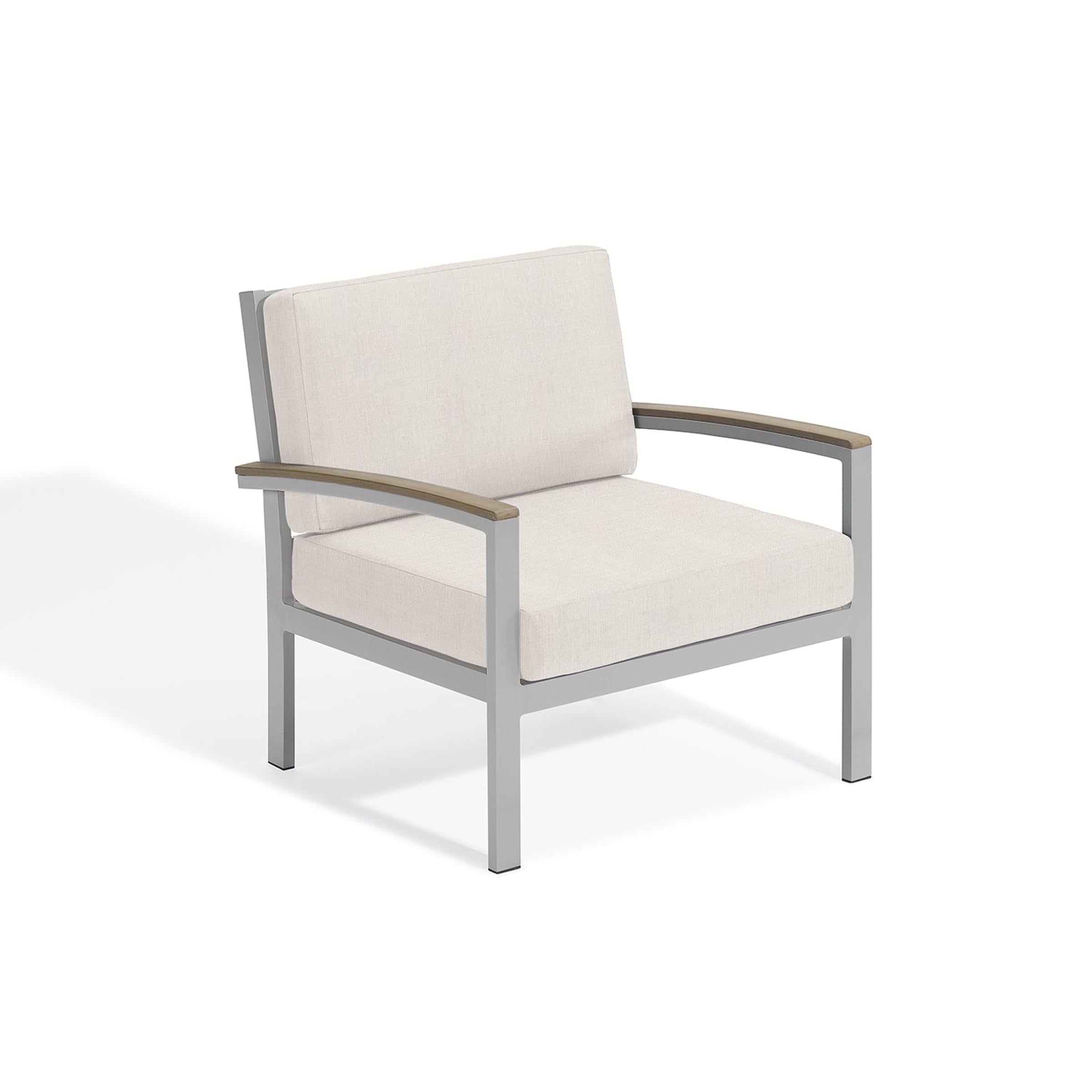 Travira Club Chair