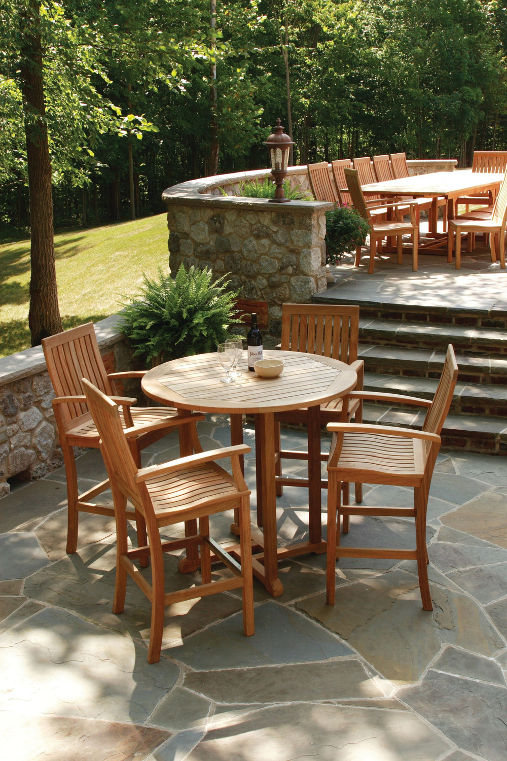 Three Birds Casual Monterey