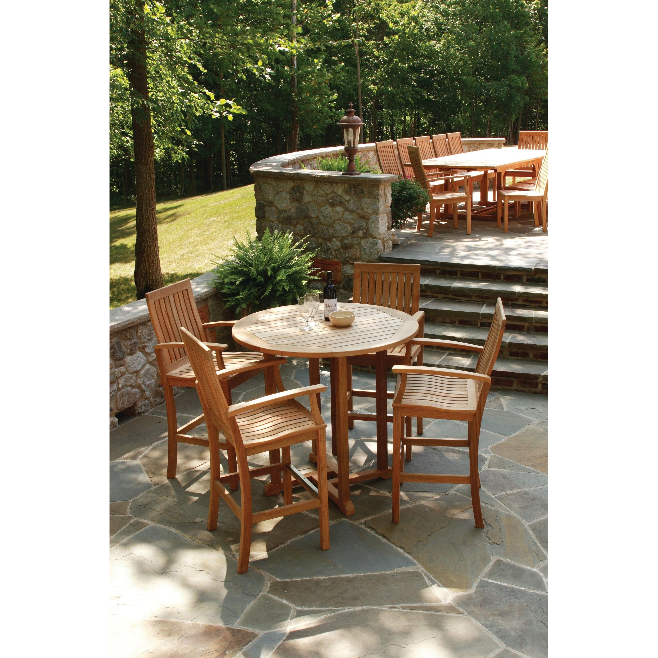 Three Birds Casual Monterey