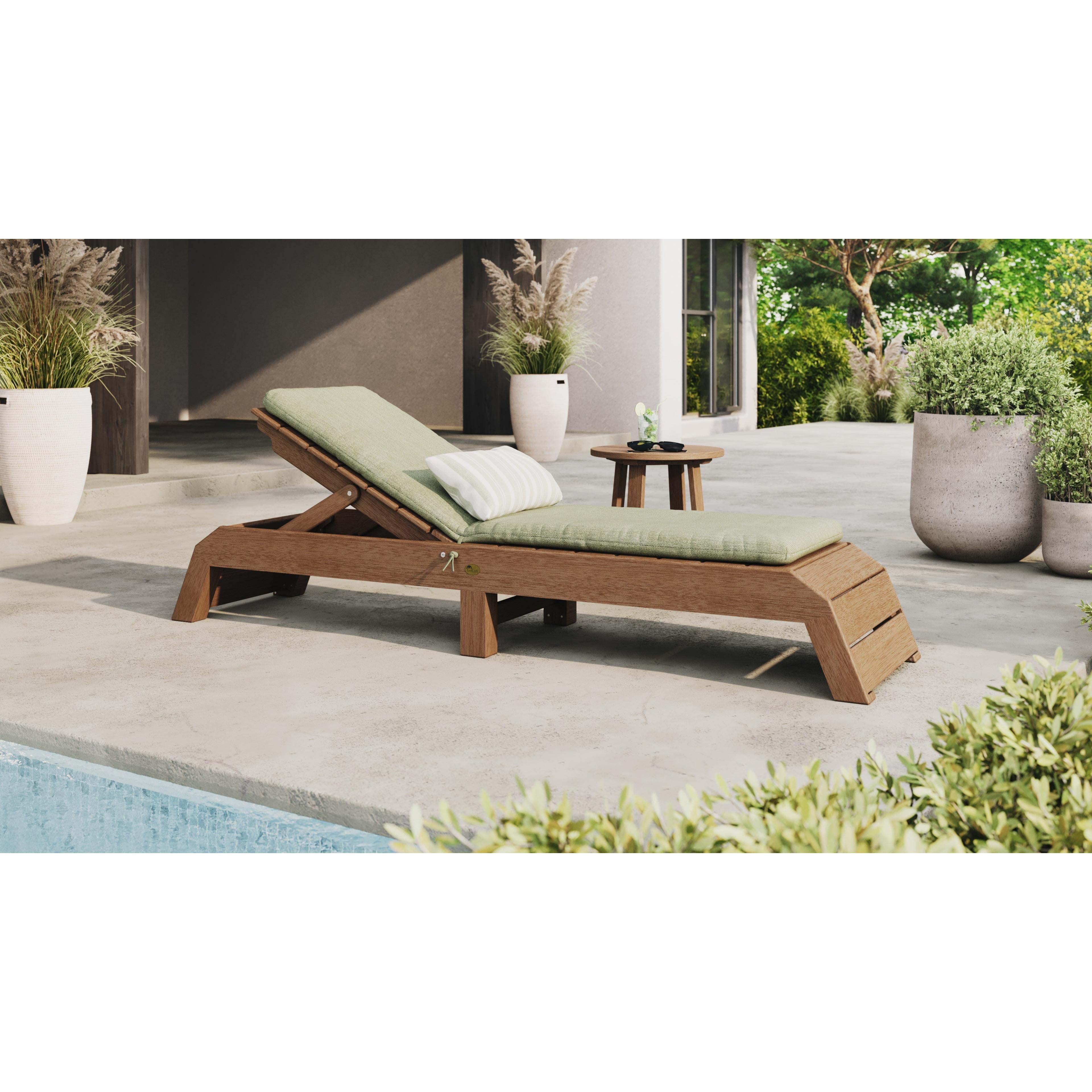 -LuxCraft-Urban Chaise Lounge-Pangaea Patio-Lifestyle Image
