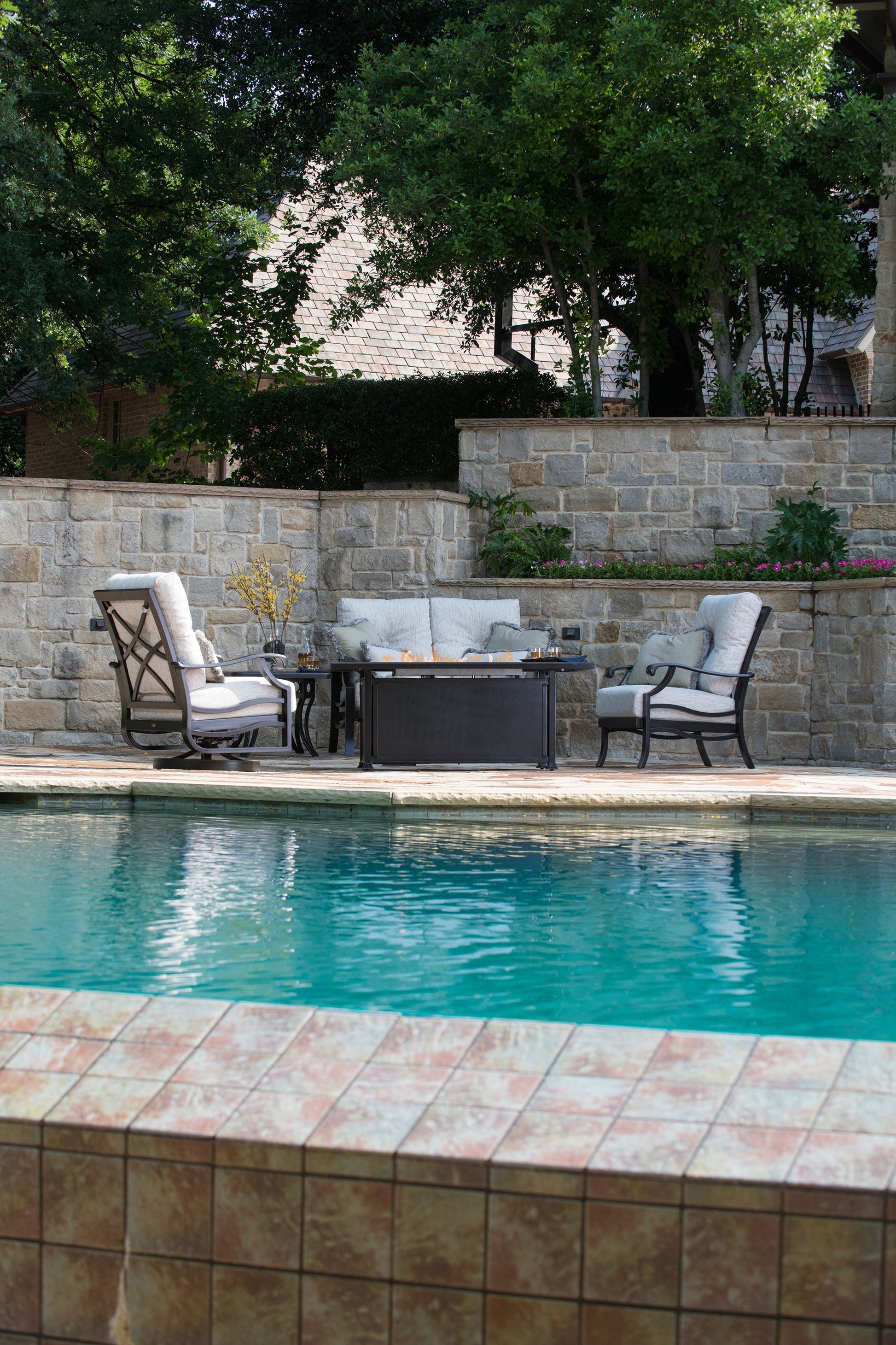 -Mallin-Anthem Dining Arm Chair-Pangaea Patio