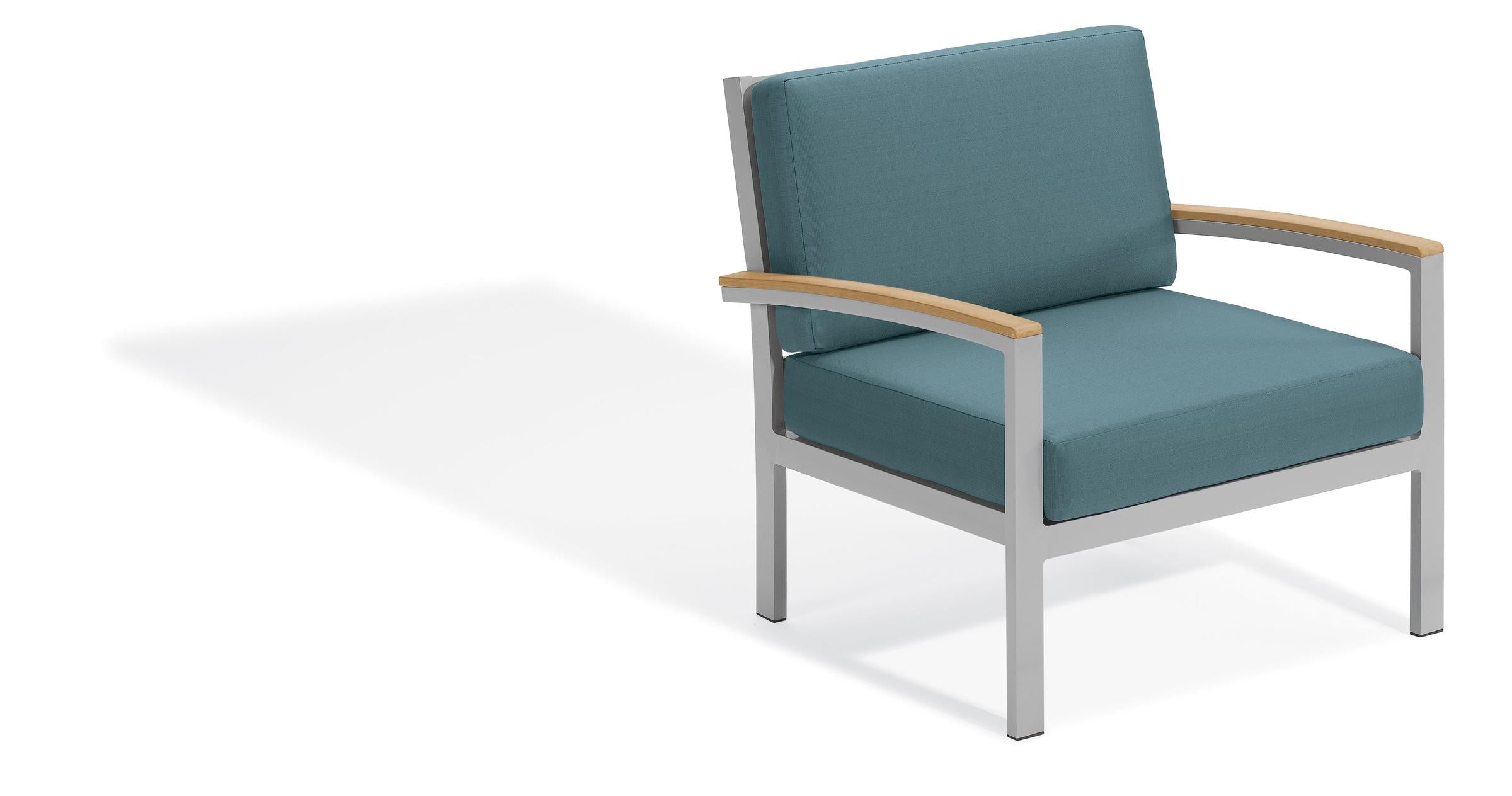 Travira Club Chair