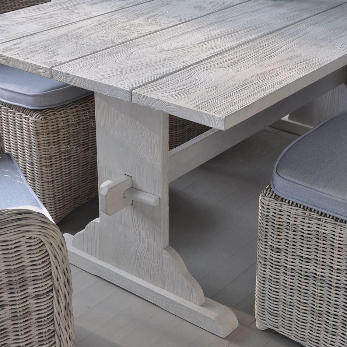 Oslo 39" x 72" Dining Table