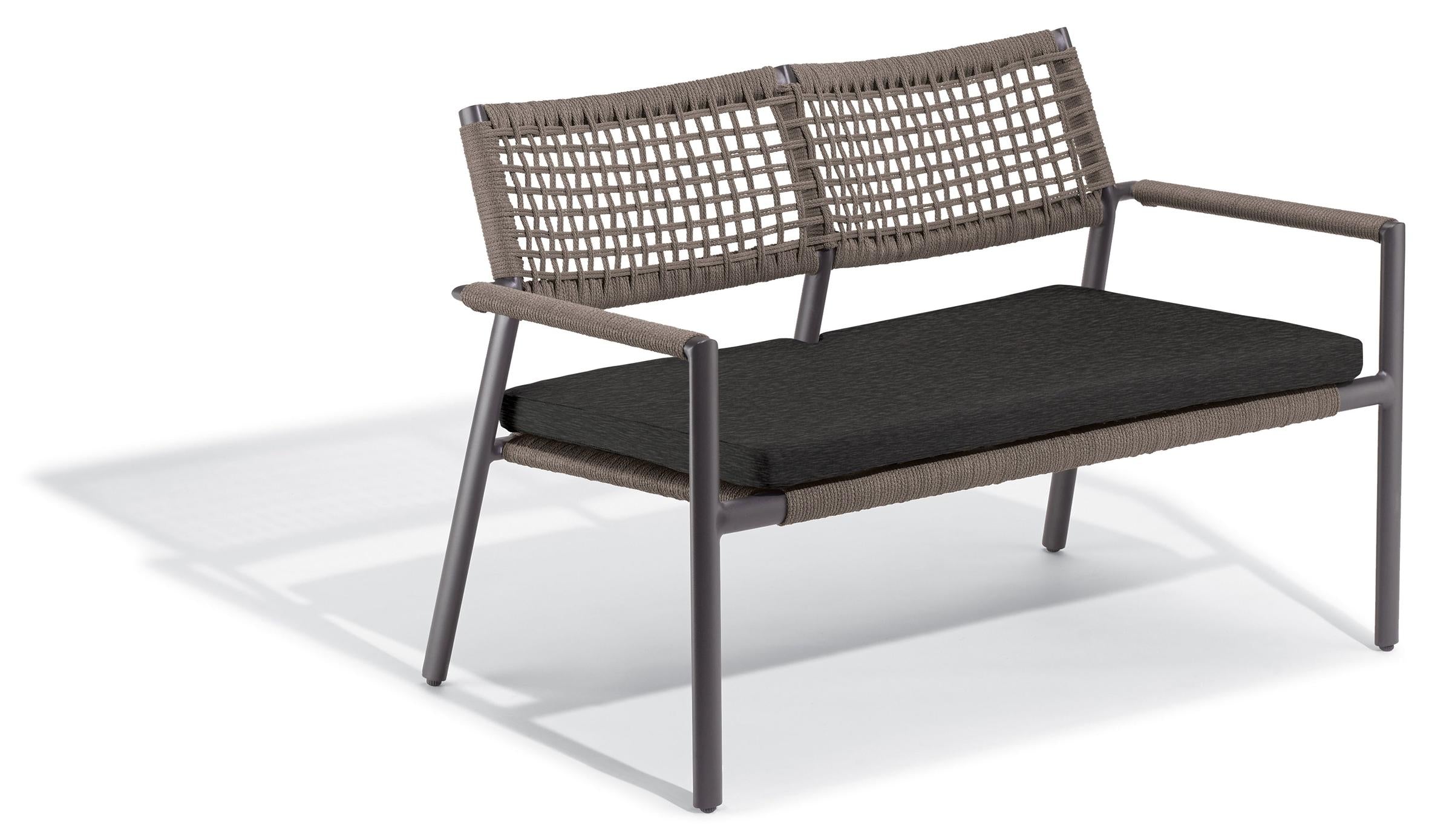 Eiland Loveseat