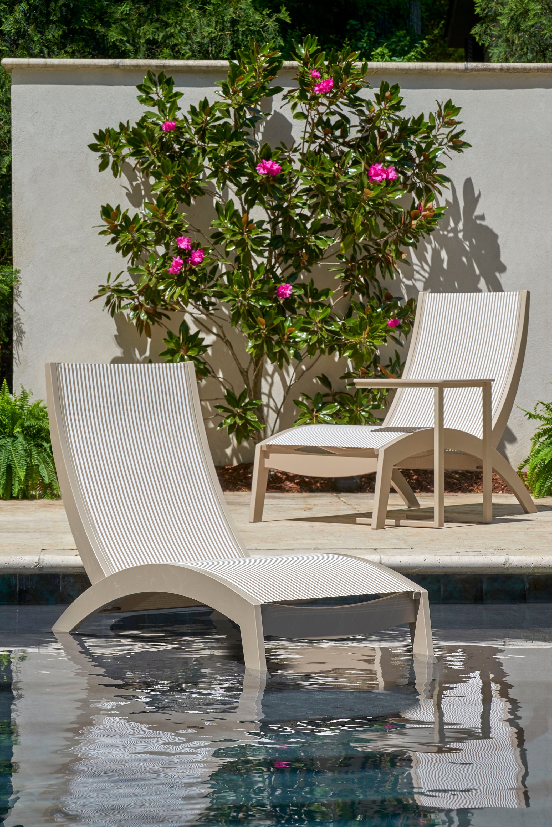Telescope Casual Dune Sling Chaise - Thumbnail 3