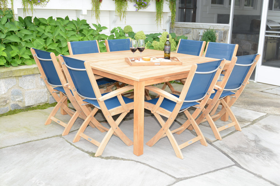 Three Birds Casual Newport-Lifestyle Image