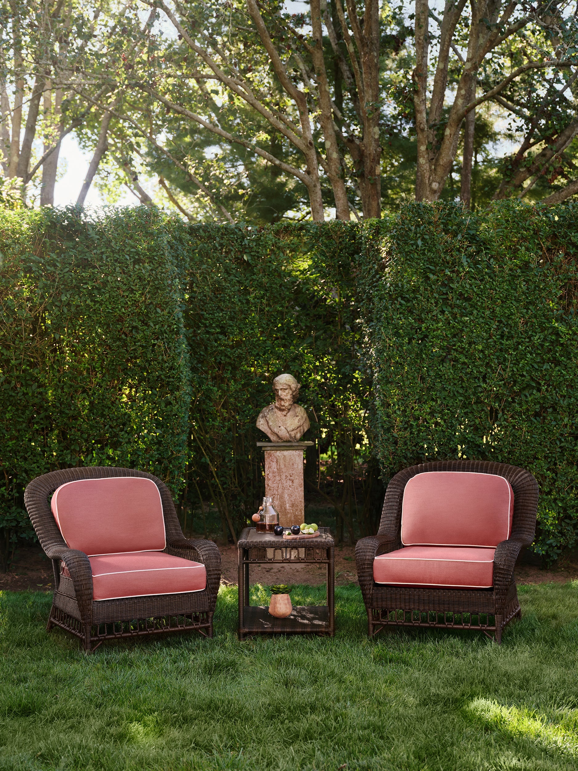 -Woodard-San Michele Lounge Chair-Pangaea Patio