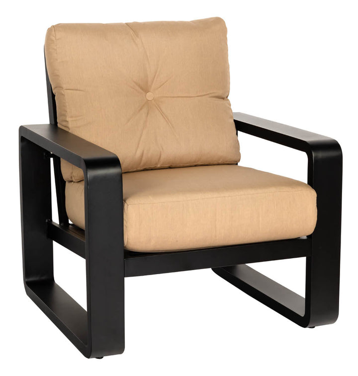 WD7D0406-Woodard-Vale Lounge Chair-Pangaea Patio