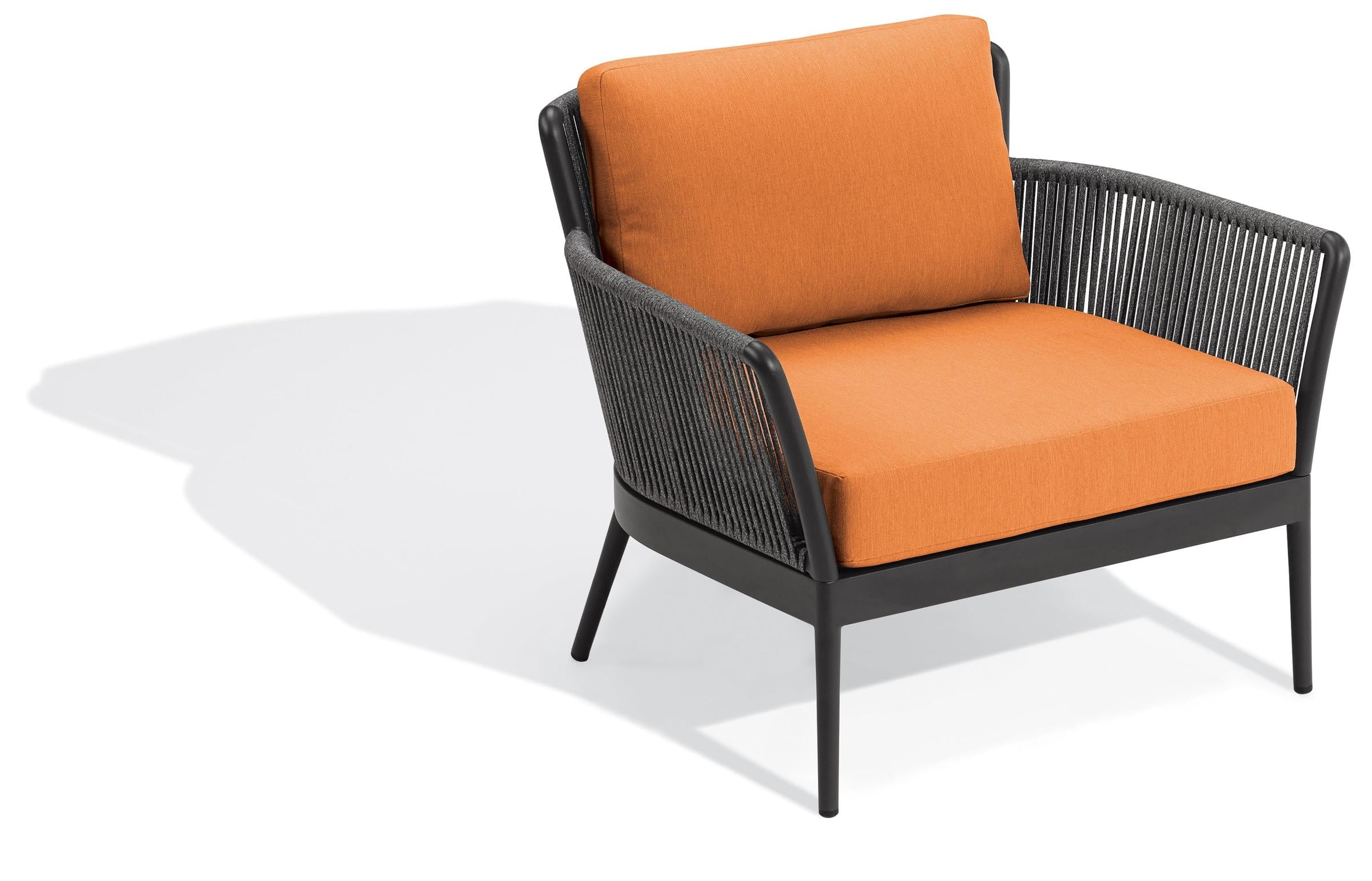Nette Club Chair